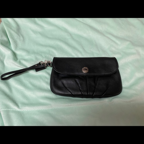 Coach Handbags - Coach 1941 Collection Wristlet